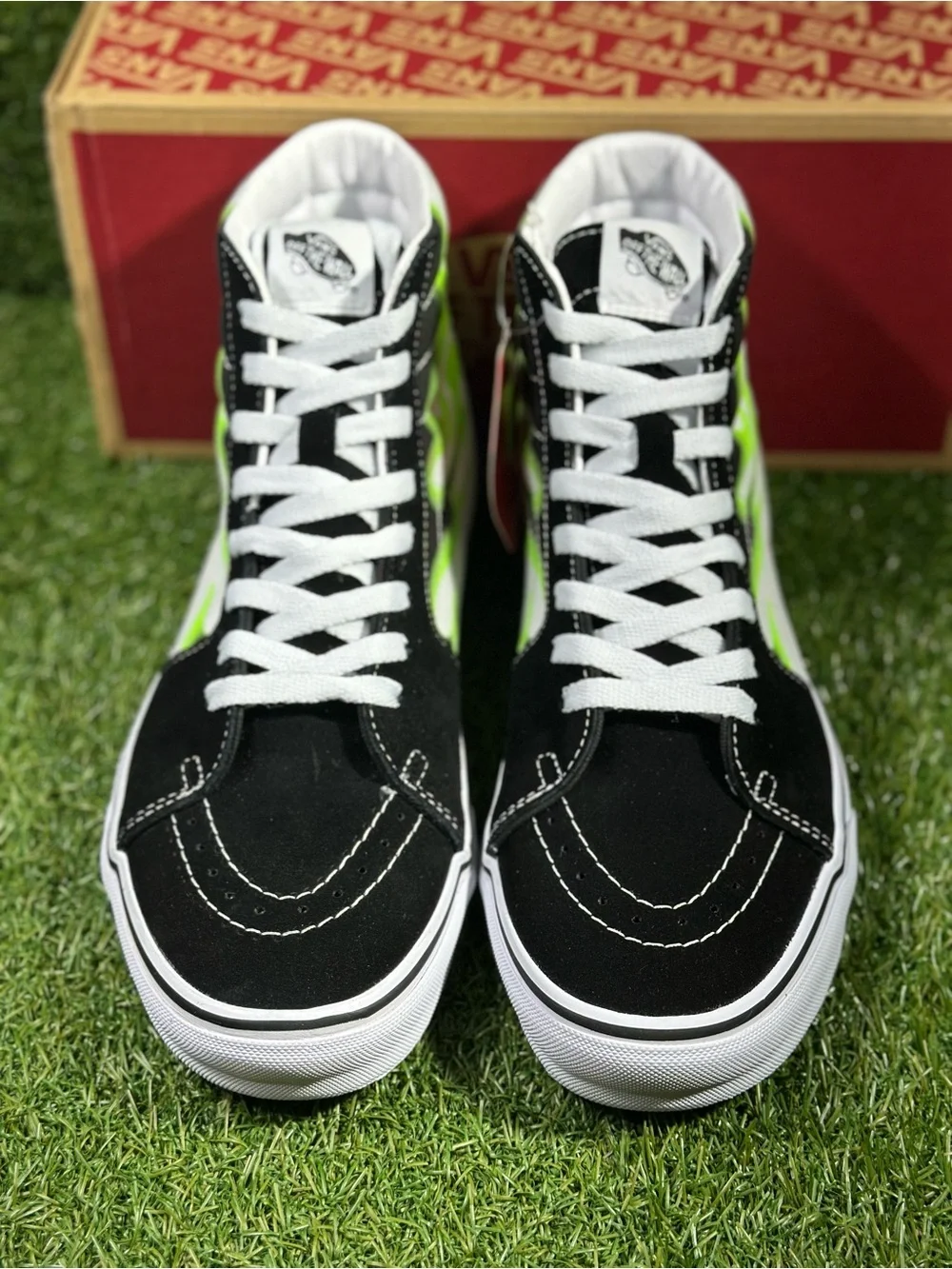 Vans SK8 H  Flame , Black & Neon Green Flame/White, Men’s 10.5, VN0A4U3CXEY